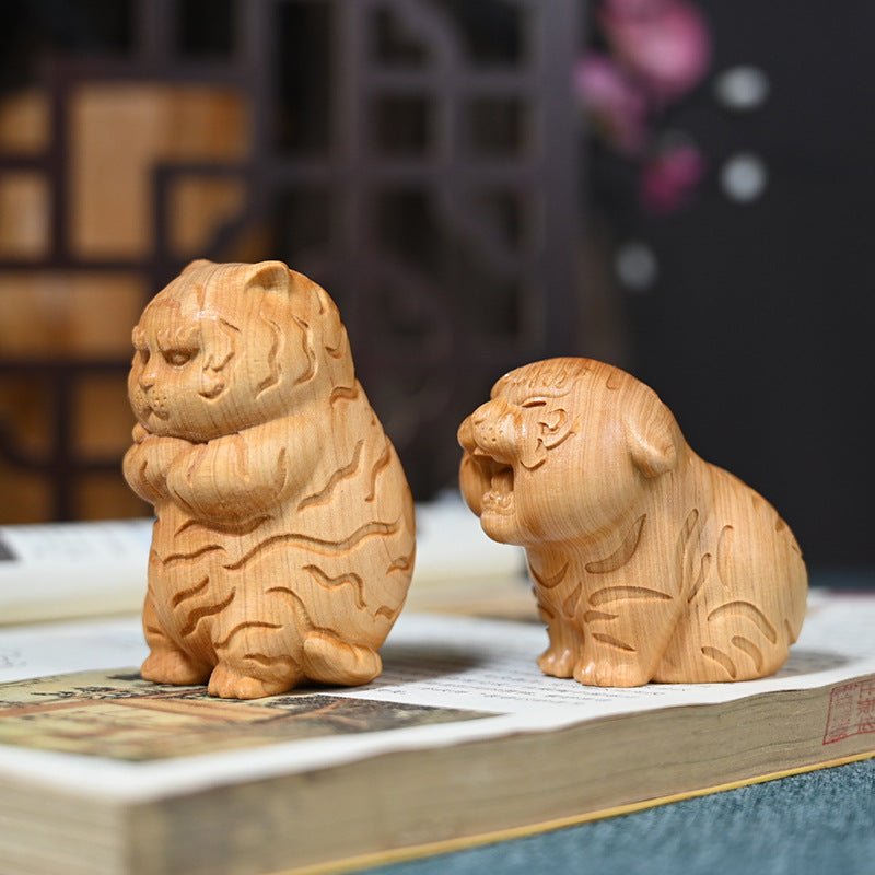 Wood Carving Impatient Tiger Tea Pet